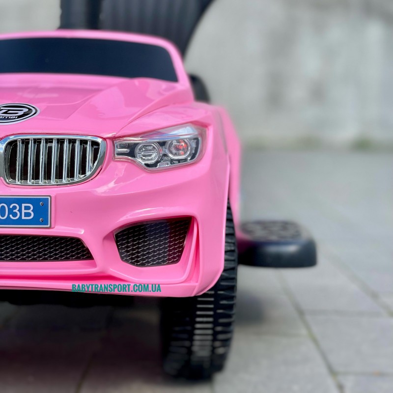 Каталка-толокар BMW 2в1 с родительской ручкой Bambi M 3503B-8 розового цвета